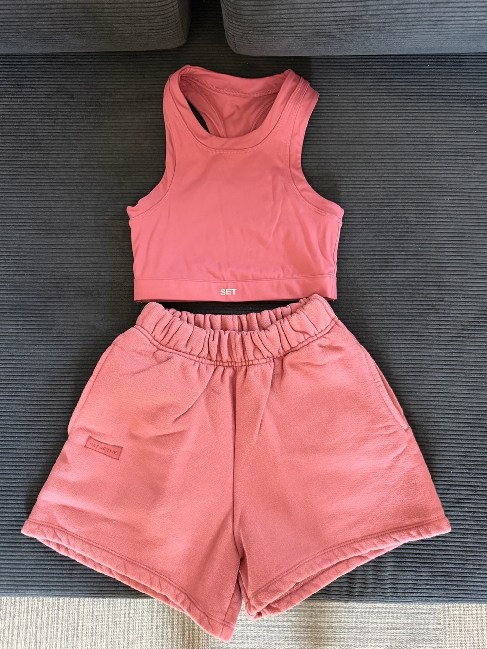 SET ACTIVE tank/shorts set